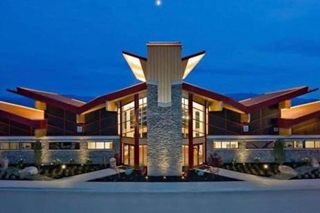 Stay In The Okanagan - Copper Sky, West Kelowna Kültér fotó